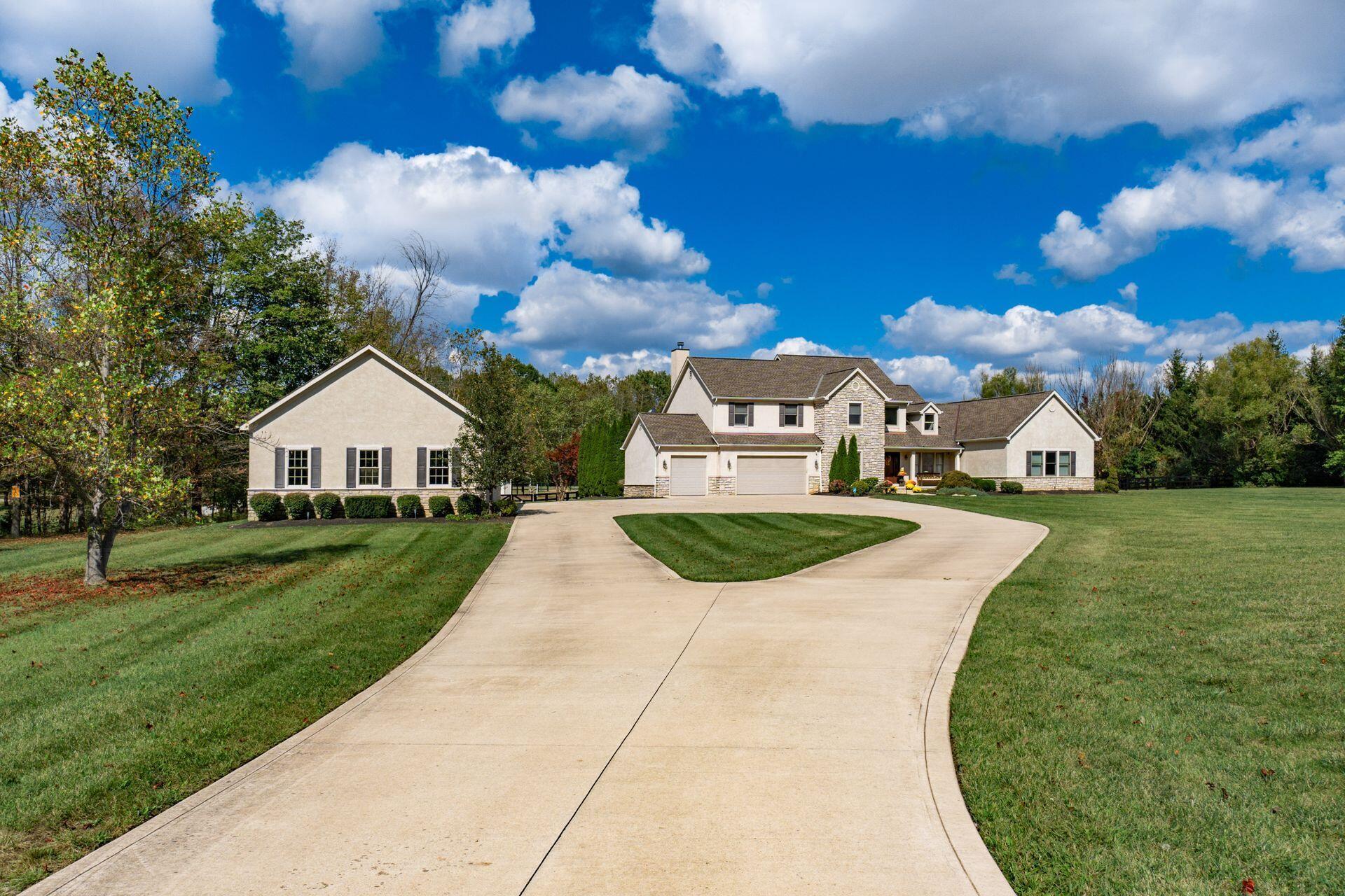 6861 Heverlo Road Sunbury, OH 43074 - Photo 87 of 104 Circular Drive