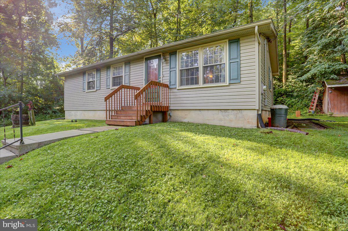 657 Lauschtown Road Denver, PA 17517 - Photo 2 of 27