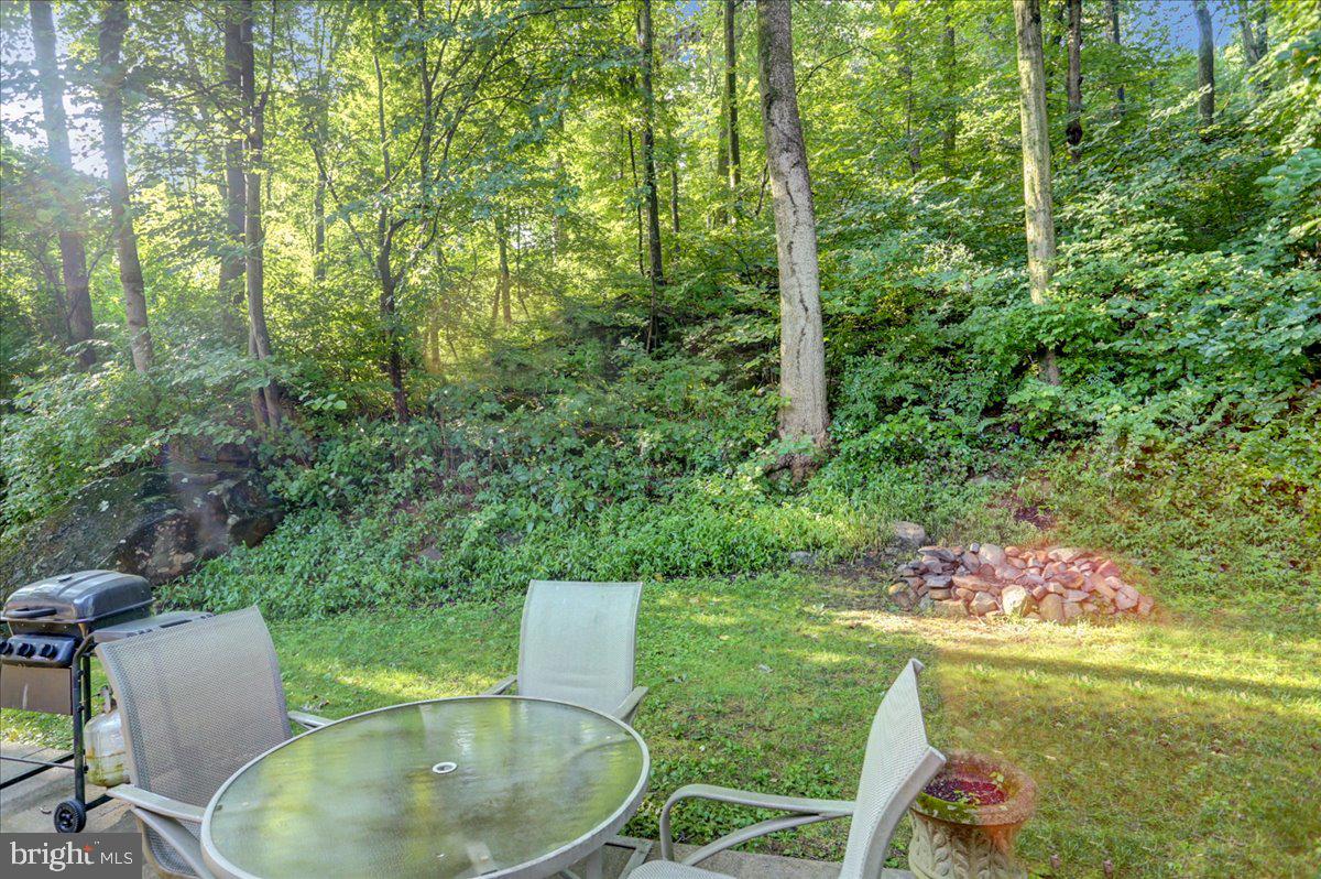 657 Lauschtown Road Denver, PA 17517 - Photo 24 of 27