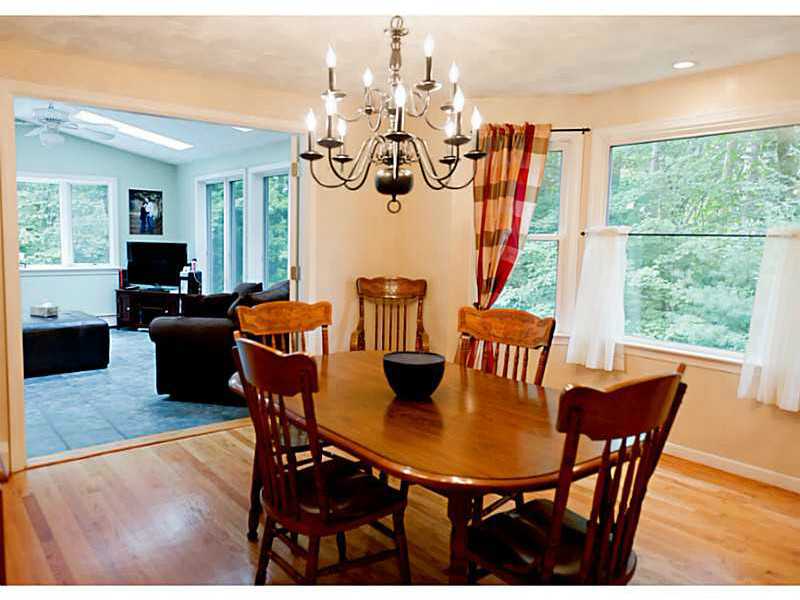 20 Grants Mill Road Cumberland, RI 02864 - Photo 9 of 25 Dining Room.