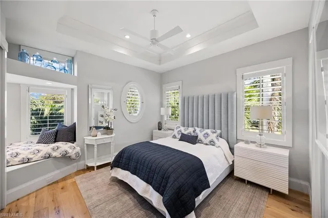 $7,995,000 | 550 4th Avenue North, Naples, FL 34102