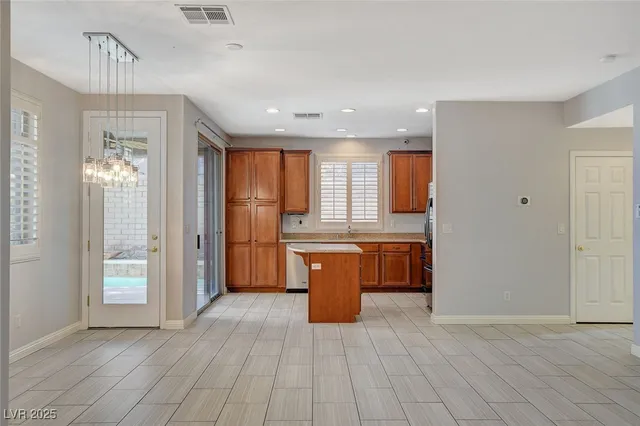 $3,650 | 11832 West Barcinas Lane, Las Vegas, NV 89138