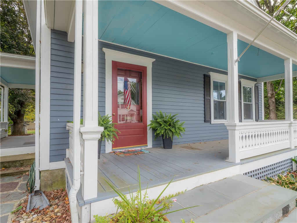 17 Maple Street Coventry, RI 02816 - Photo 6 of 49 Gallery Image 6