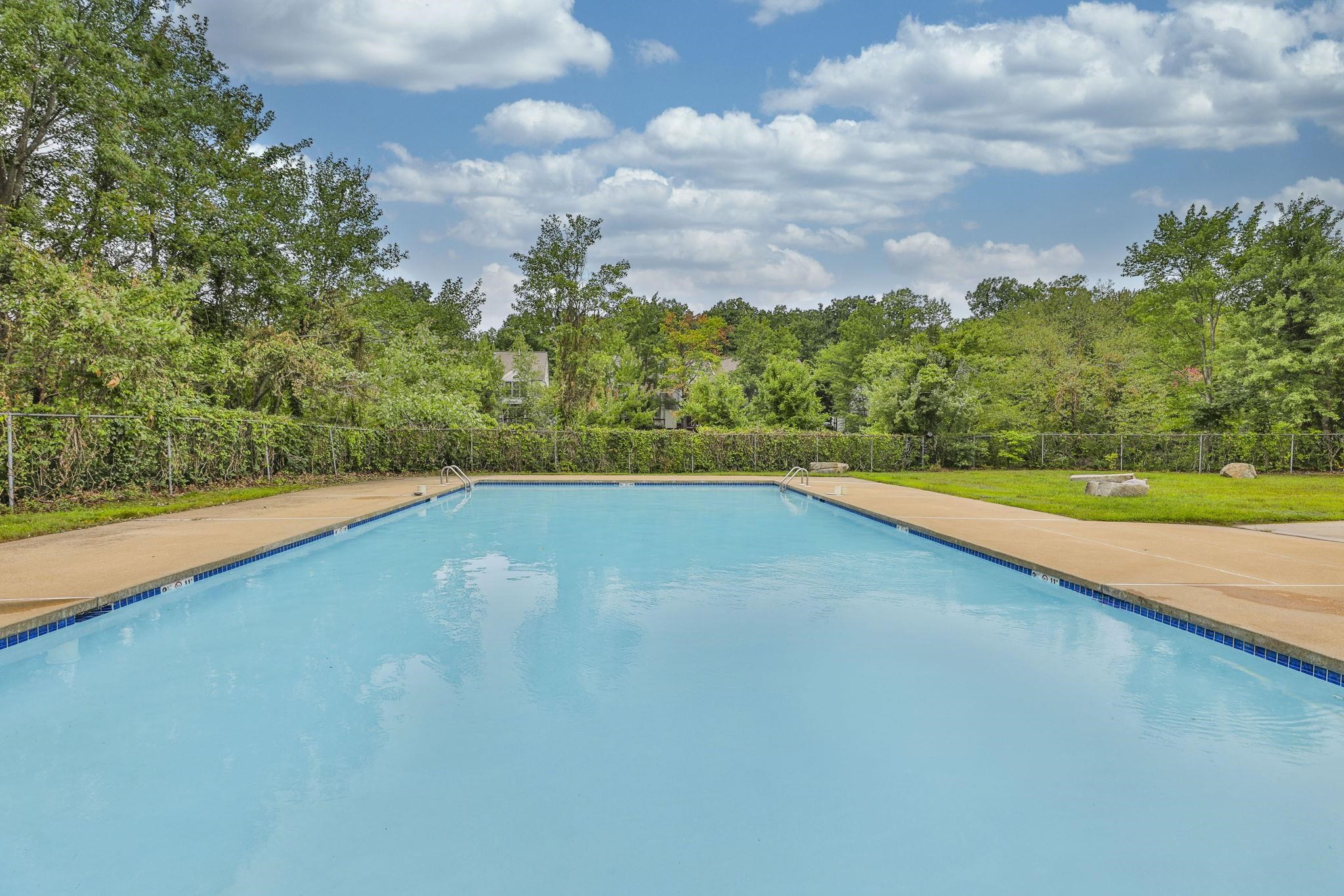 1465 Hooksett Road, Unit 23 Hooksett, NH 03106 - Photo 25 of 38