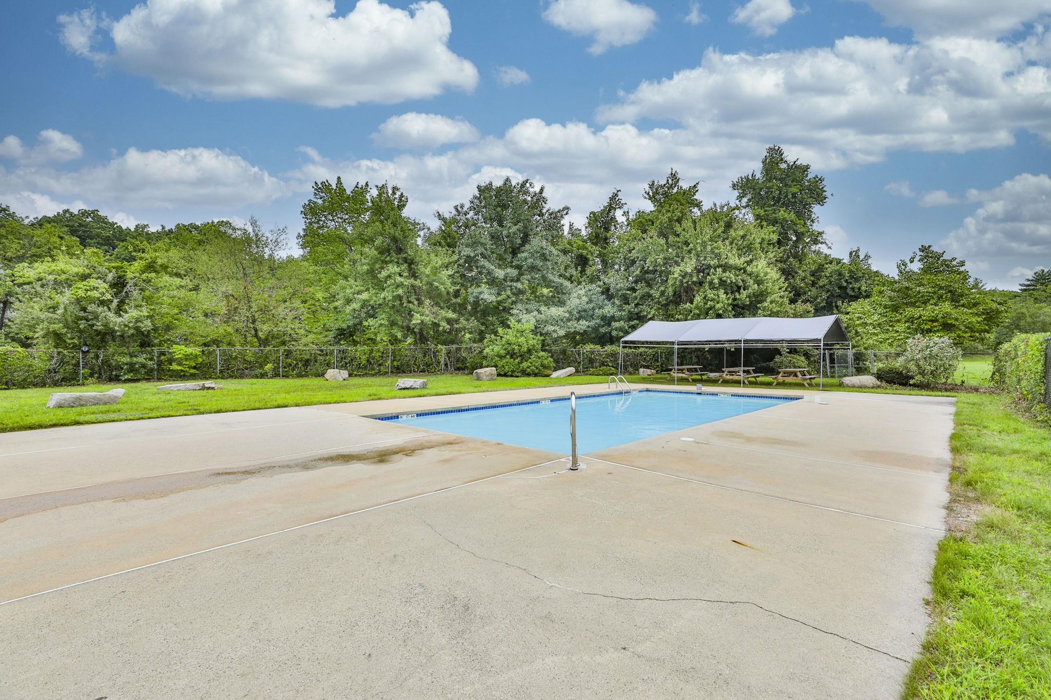 1465 Hooksett Road, Unit 23 Hooksett, NH 03106 - Photo 26 of 38