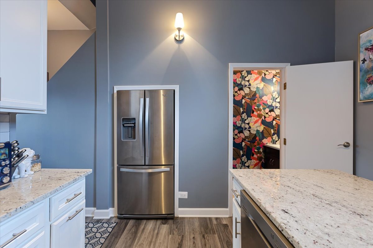 3713 Grand Boulevard, Unit 10 Brookfield, IL 60513 - Photo 10 of 27