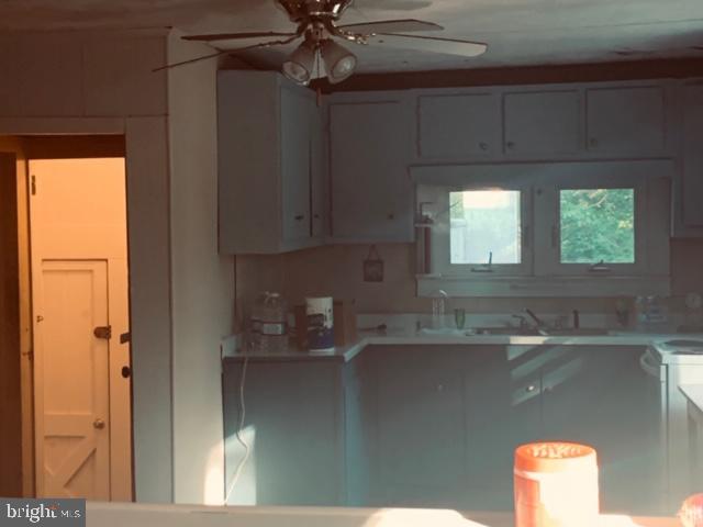 593 Salem Fort Elfsborg Road Salem, NJ 08079 - Photo 12 of 19 2nd Floor Kitchen