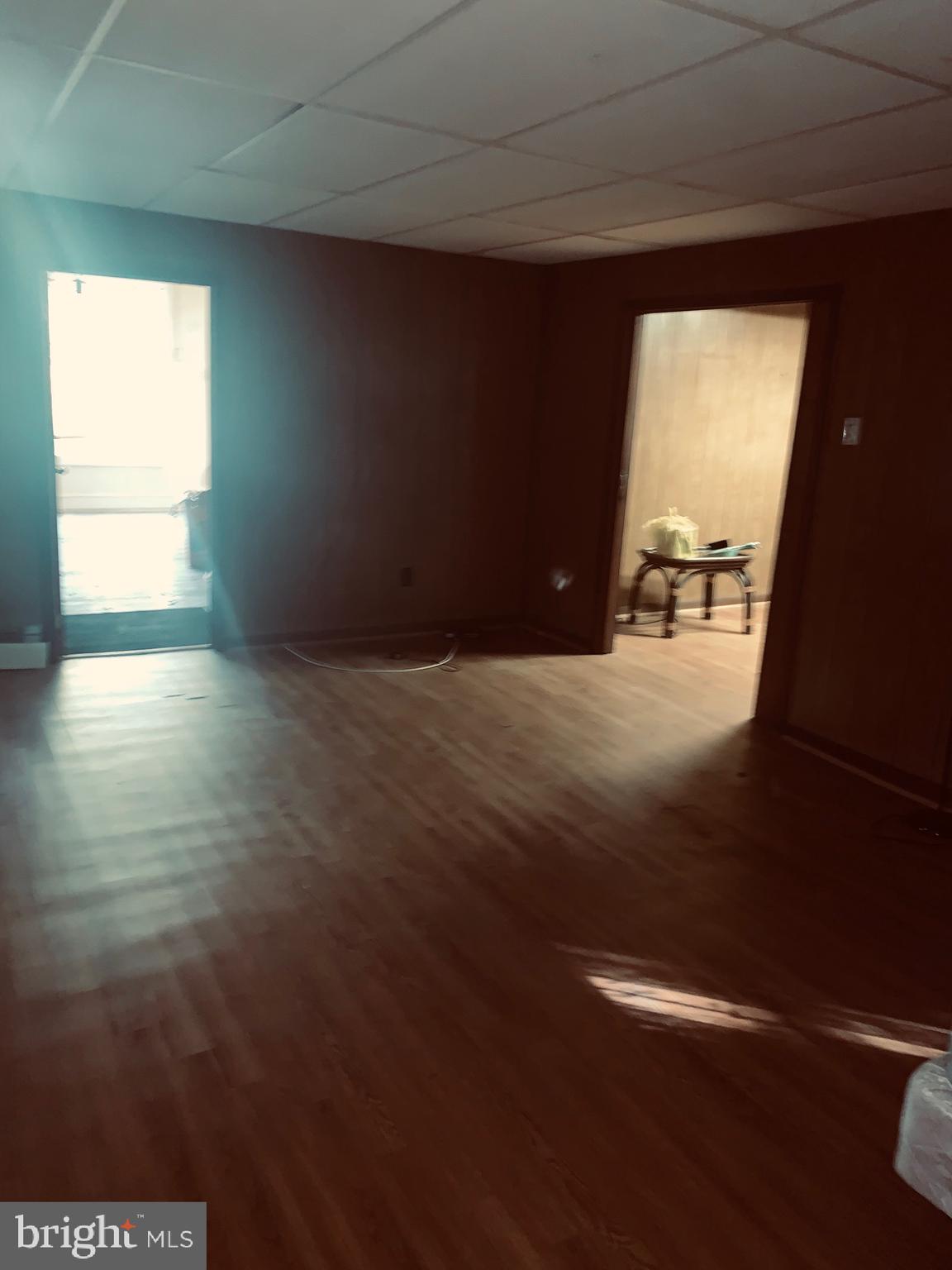 593 Salem Fort Elfsborg Road Salem, NJ 08079 - Photo 3 of 19 1st Floor Living Room