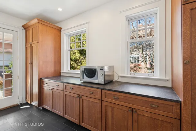 $2,599,000 | 1120 Forest Avenue, Evanston, IL 60202