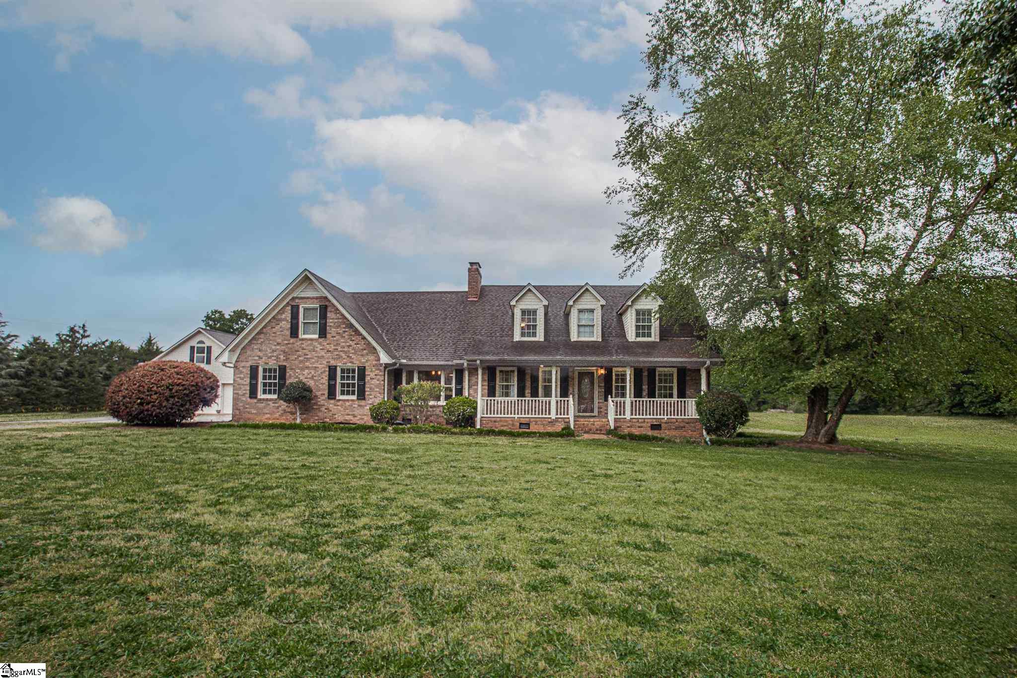 1017 Traynum Road Belton, SC 29627 - Photo 2 of 36