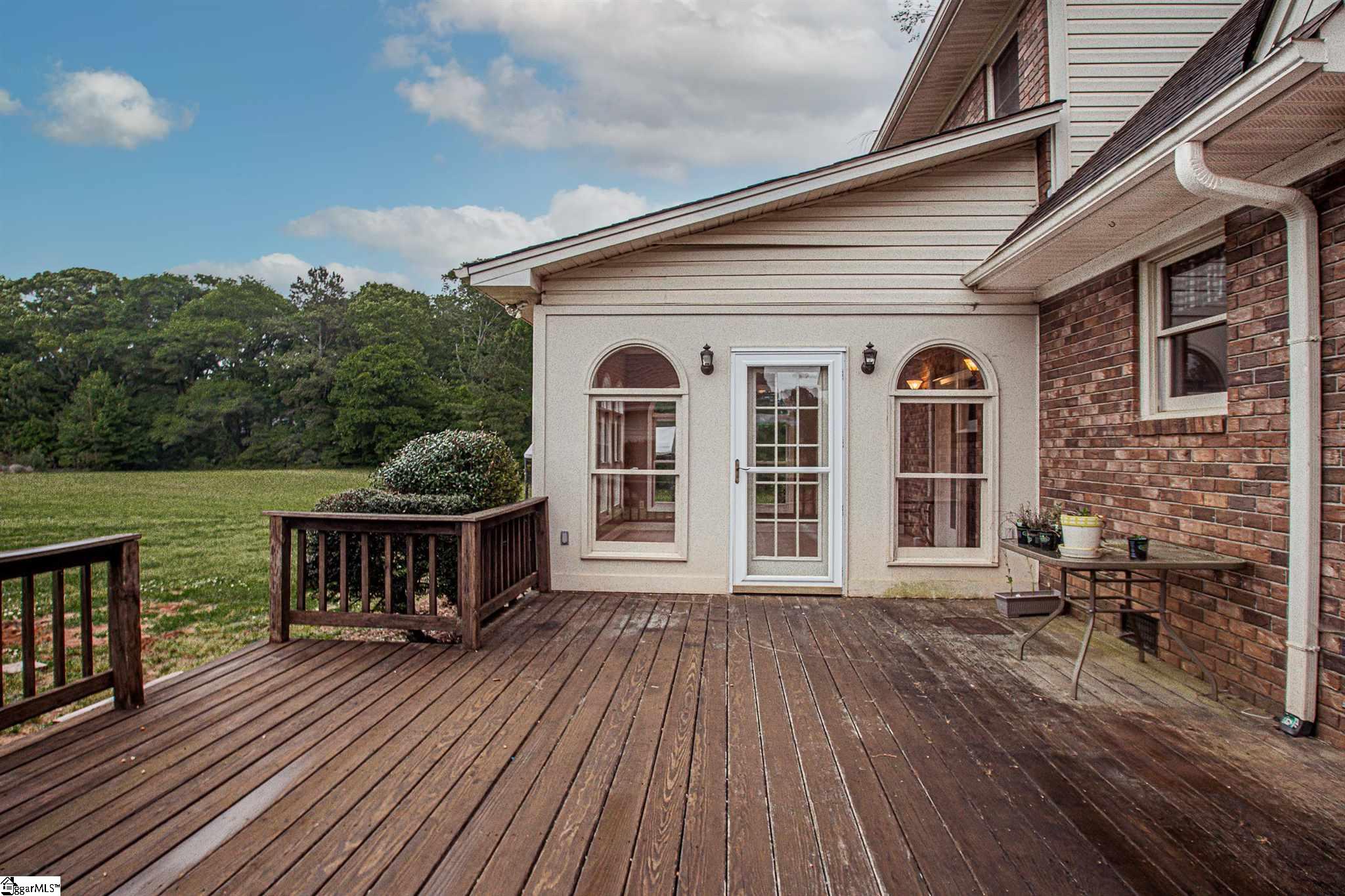 1017 Traynum Road Belton, SC 29627 - Photo 9 of 36
