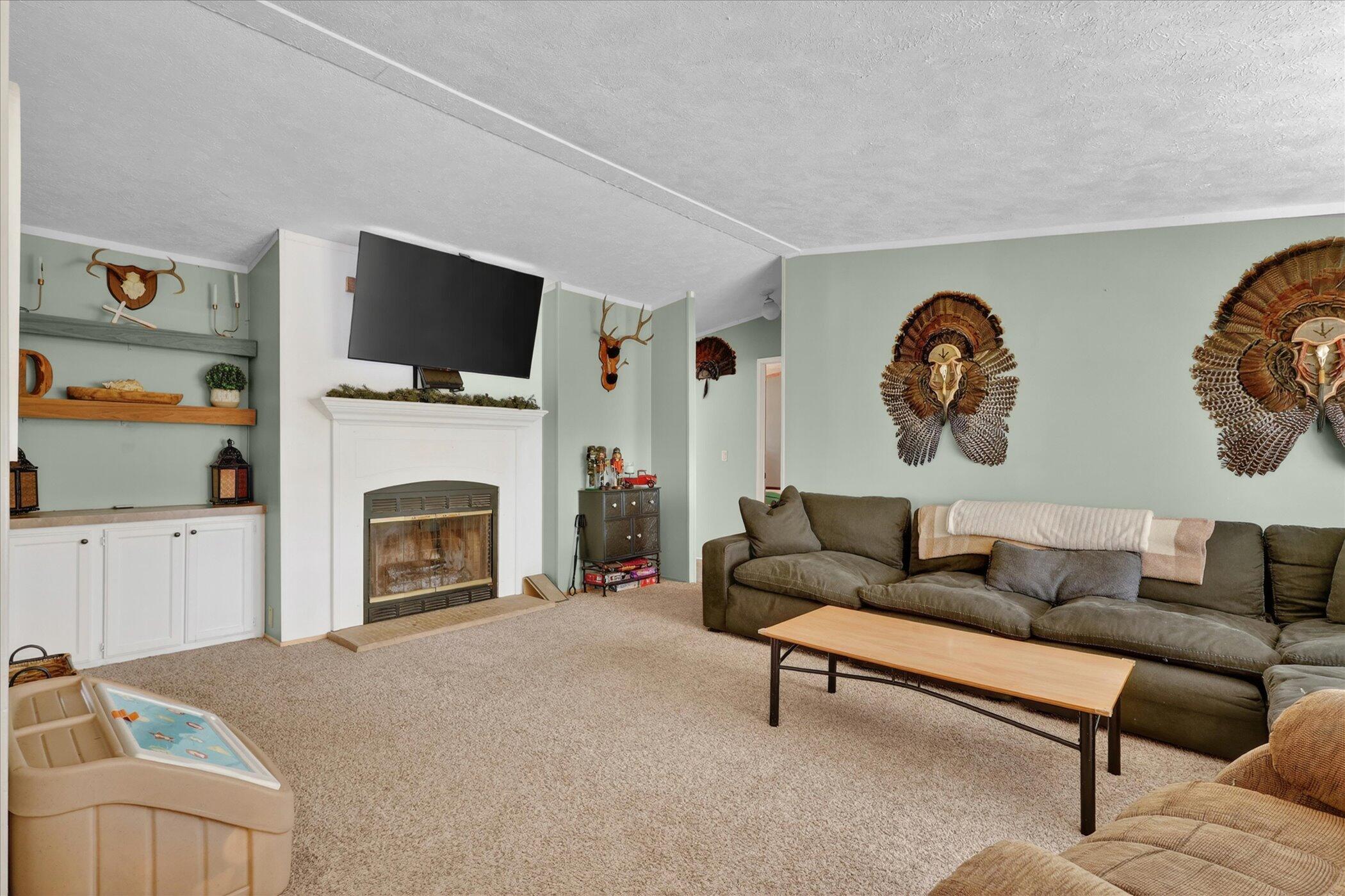 6820 Fuller Road Greenville, MI 48838 - Photo 10 of 34 09-6820-Fuller-Rd-Greenville-Windowstill