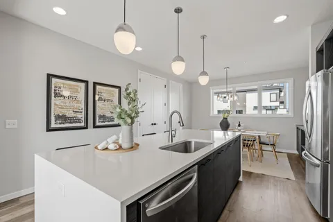 $435,000 | 16158 Eagleview Drive, Lakeville, MN 55044