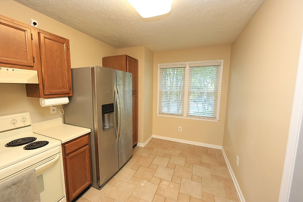 304 Oak Hollow Court, Unit 304 Raleigh, NC 27613 - Photo 3 of 13 Photo 3