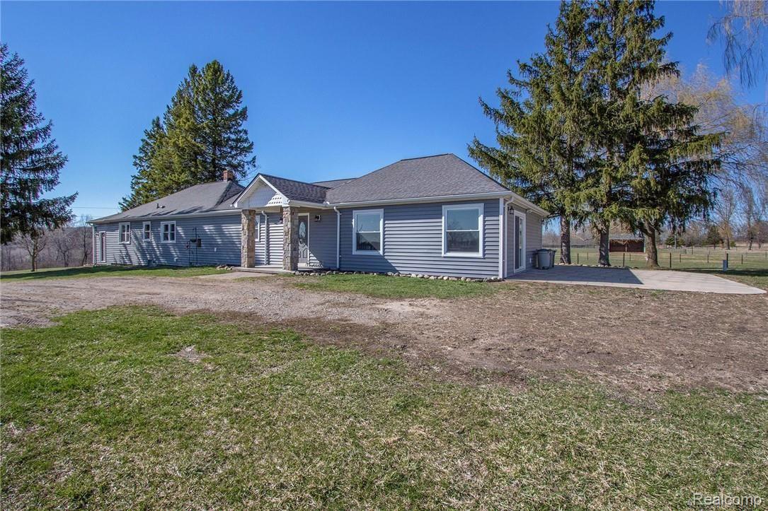 5669 Gardner Road Metamora, MI 48455 - Photo 8 of 65 Front of house 3.jpg