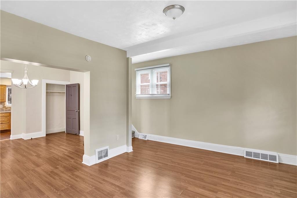 314 Grove Street McKees Rocks, PA 15136 - Photo 7 of 27 Gallery Image 7