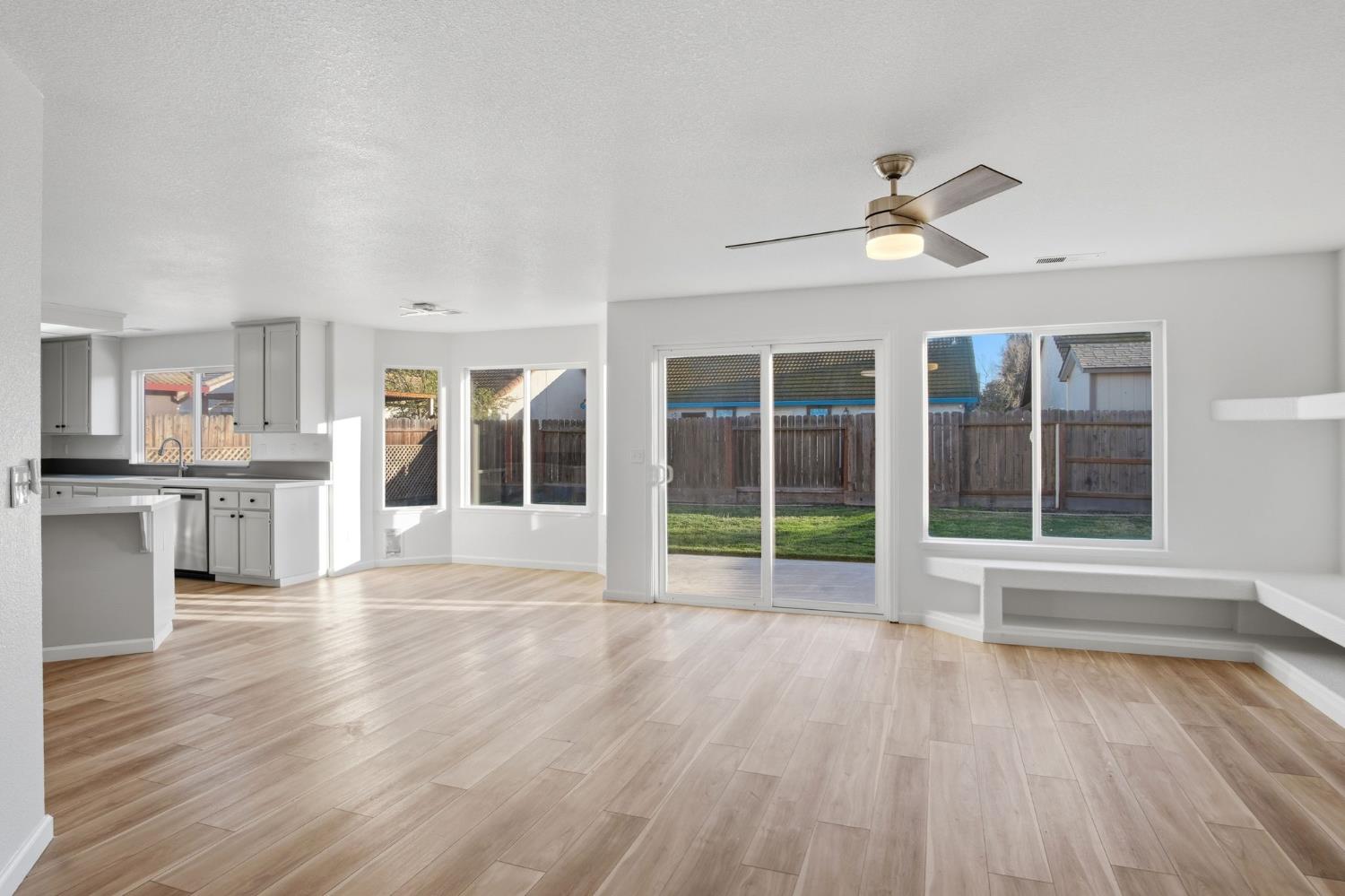 2808 Medinah Way Modesto, CA 95355 - Photo 14 of 32