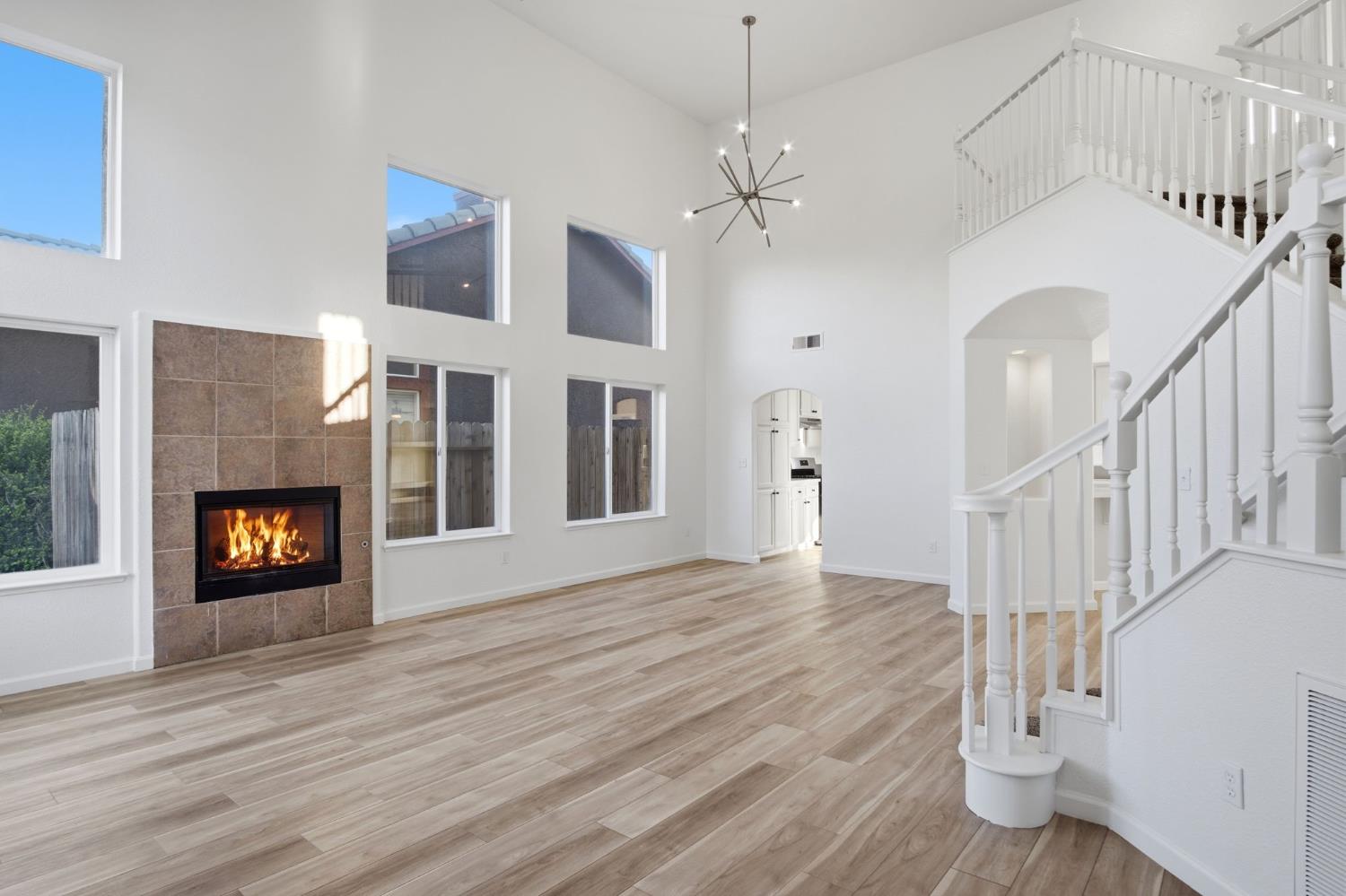 2808 Medinah Way Modesto, CA 95355 - Photo 7 of 32