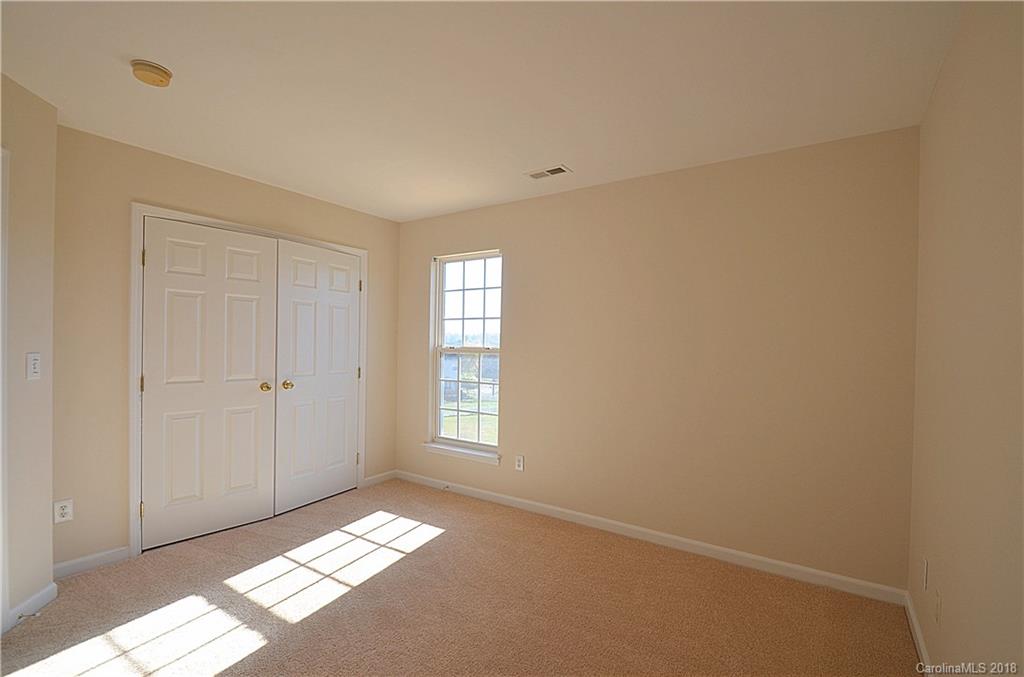3933 Green Pasture Road Charlotte, NC 28269 - Photo 20 of 27