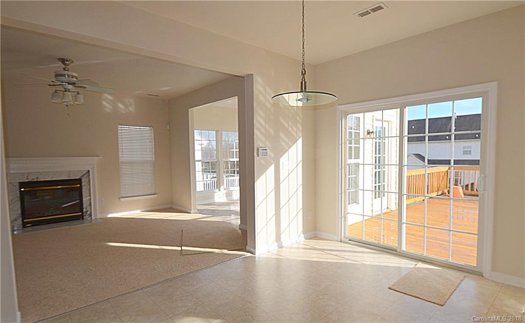 3933 Green Pasture Road Charlotte, NC 28269 - Photo 5 of 27
