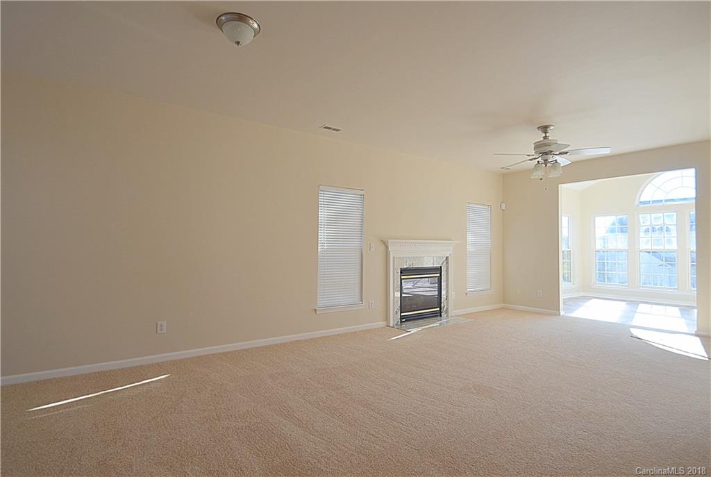 3933 Green Pasture Road Charlotte, NC 28269 - Photo 9 of 27