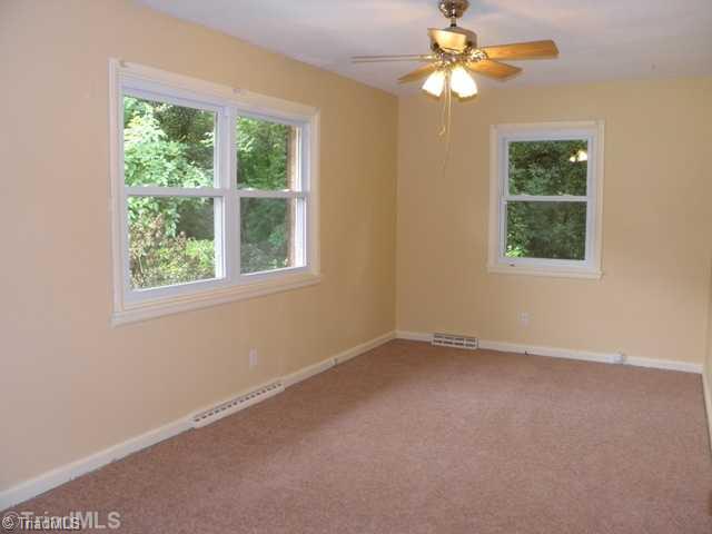 703 Overbrook Drive High Point, NC 27262 - Photo 11 of 16 4th Bedroom.
