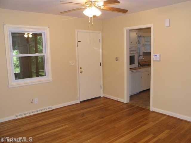 703 Overbrook Drive High Point, NC 27262 - Photo 7 of 16 Dining Room.