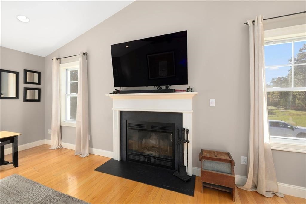 15 Victoria Lane Scituate, RI 02831 - Photo 25 of 50