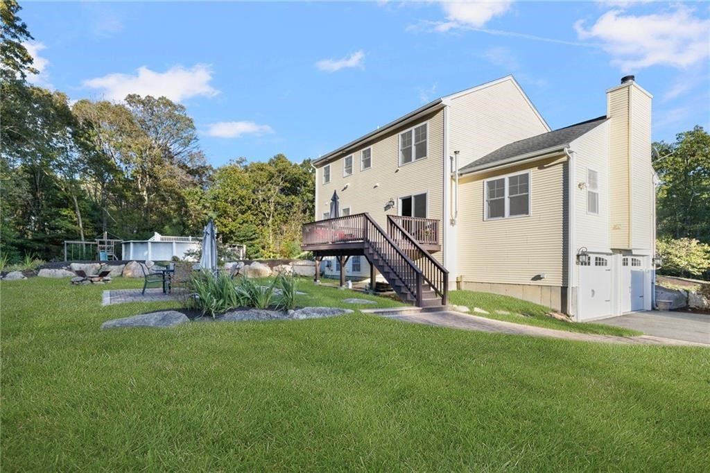 15 Victoria Lane Scituate, RI 02831 - Photo 3 of 50