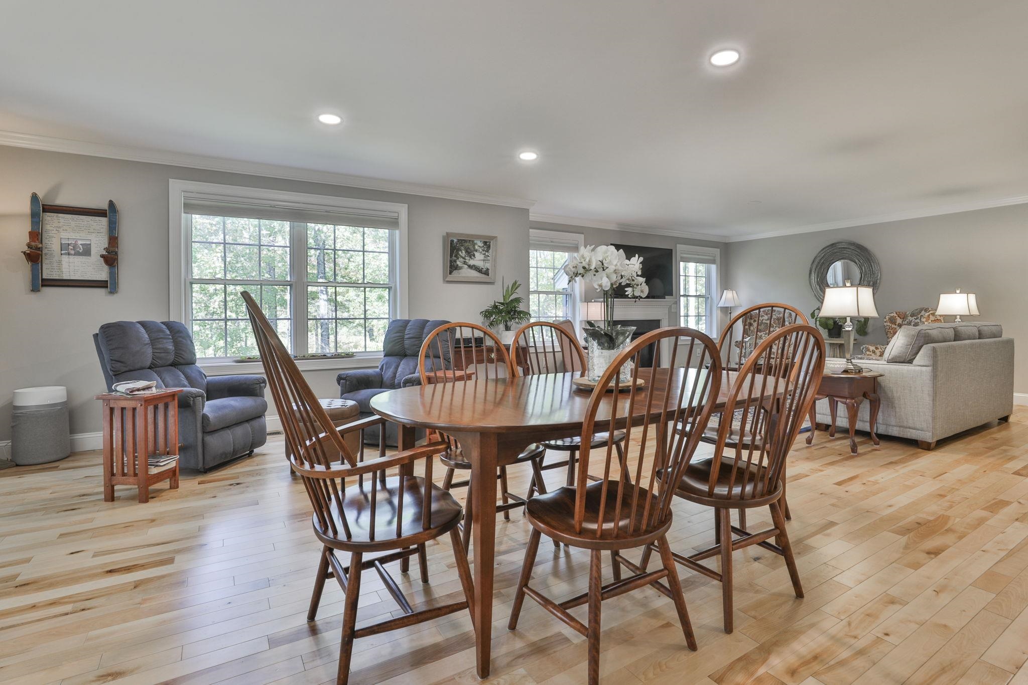 16 Strawberry Lane Hooksett, NH 03106 - Photo 14 of 39