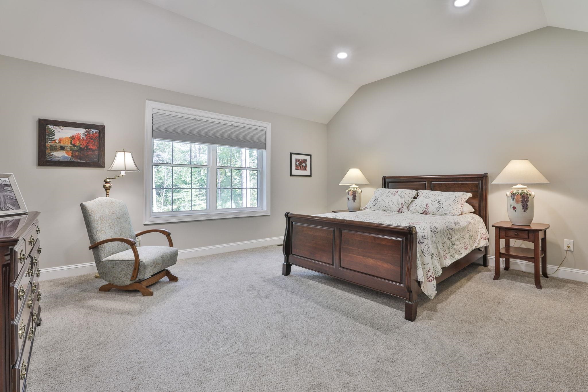 16 Strawberry Lane Hooksett, NH 03106 - Photo 24 of 39