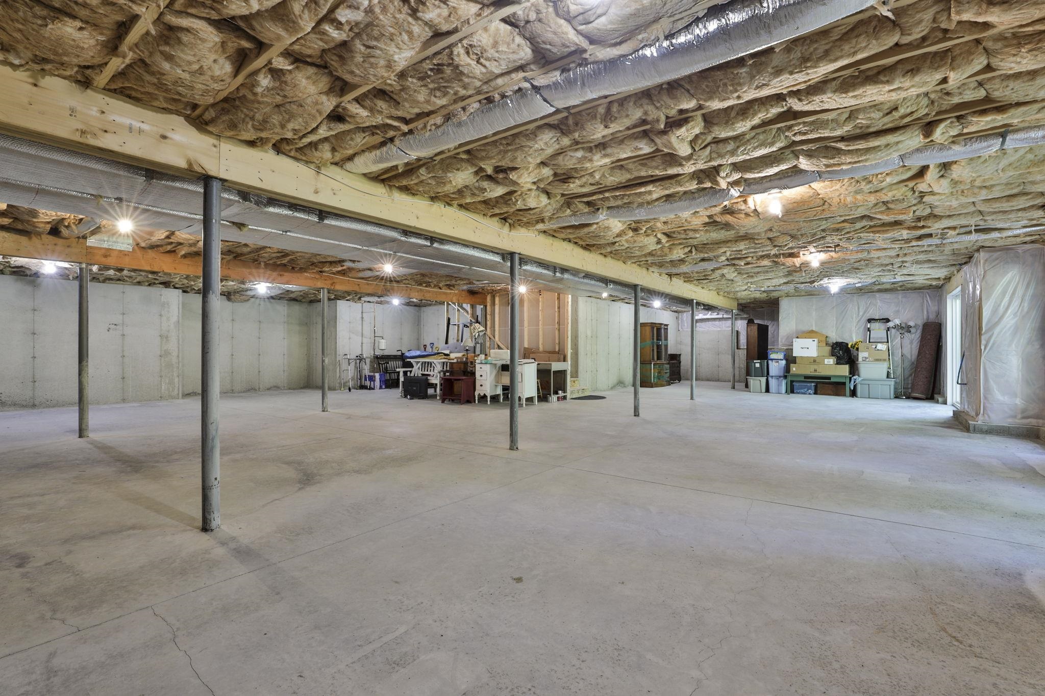 16 Strawberry Lane Hooksett, NH 03106 - Photo 37 of 39