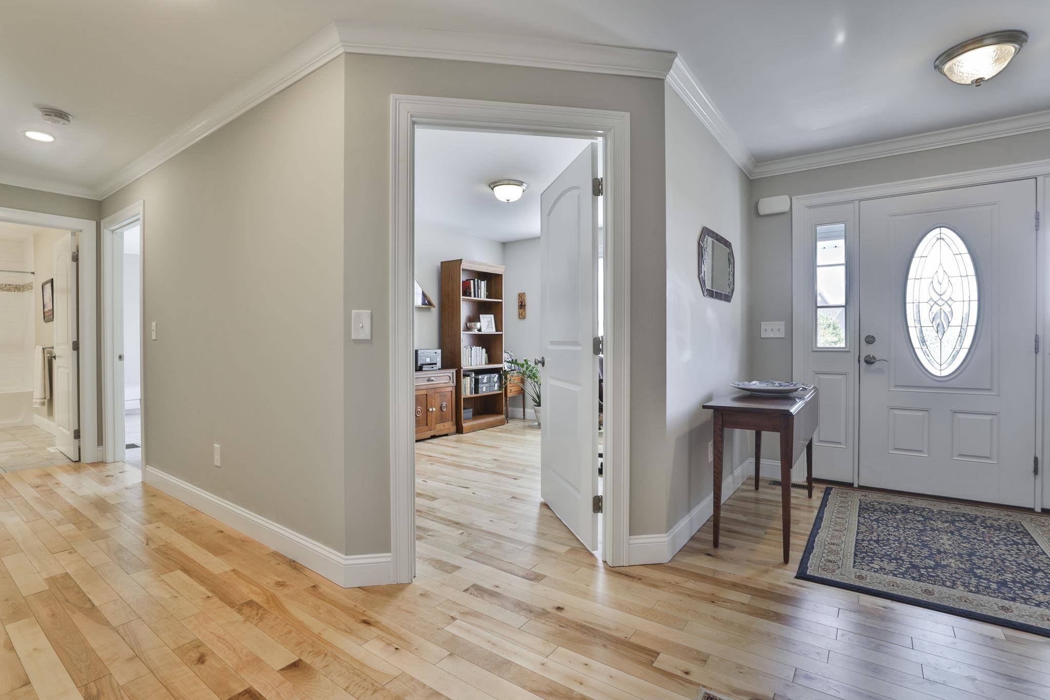 16 Strawberry Lane Hooksett, NH 03106 - Photo 5 of 39