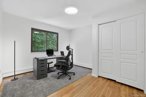 $995,000 | 8 Amalfi Drive, Cortlandt Manor, NY 10567