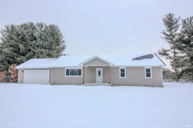 $328,000 | 400 South 865th Street East, Knox, IN 46534
