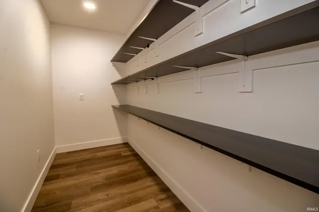 $328,000 | 400 South 865th Street East, Knox, IN 46534