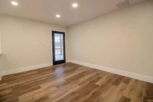 $328,000 | 400 South 865th Street East, Knox, IN 46534