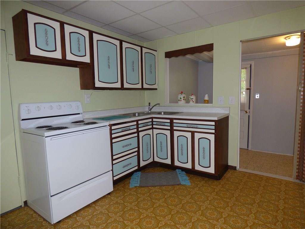 188-190 Penn Manor Road Irwin, PA 15642 - Photo 17 of 25 Gallery Image 17