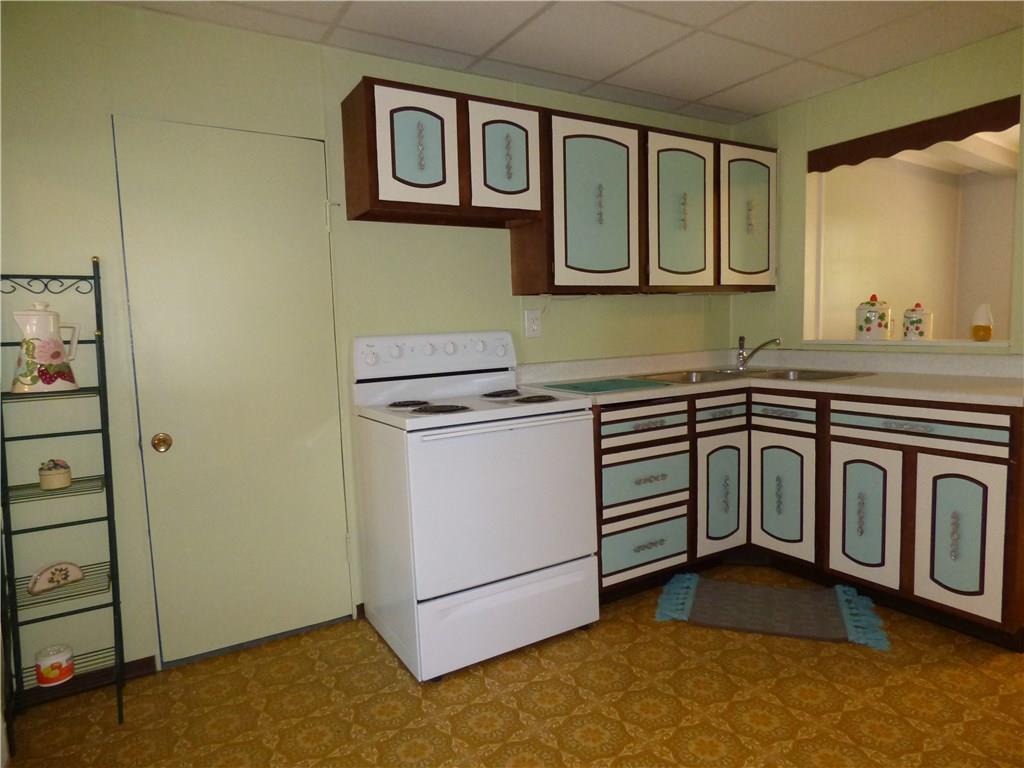 188-190 Penn Manor Road Irwin, PA 15642 - Photo 18 of 25 Gallery Image 18