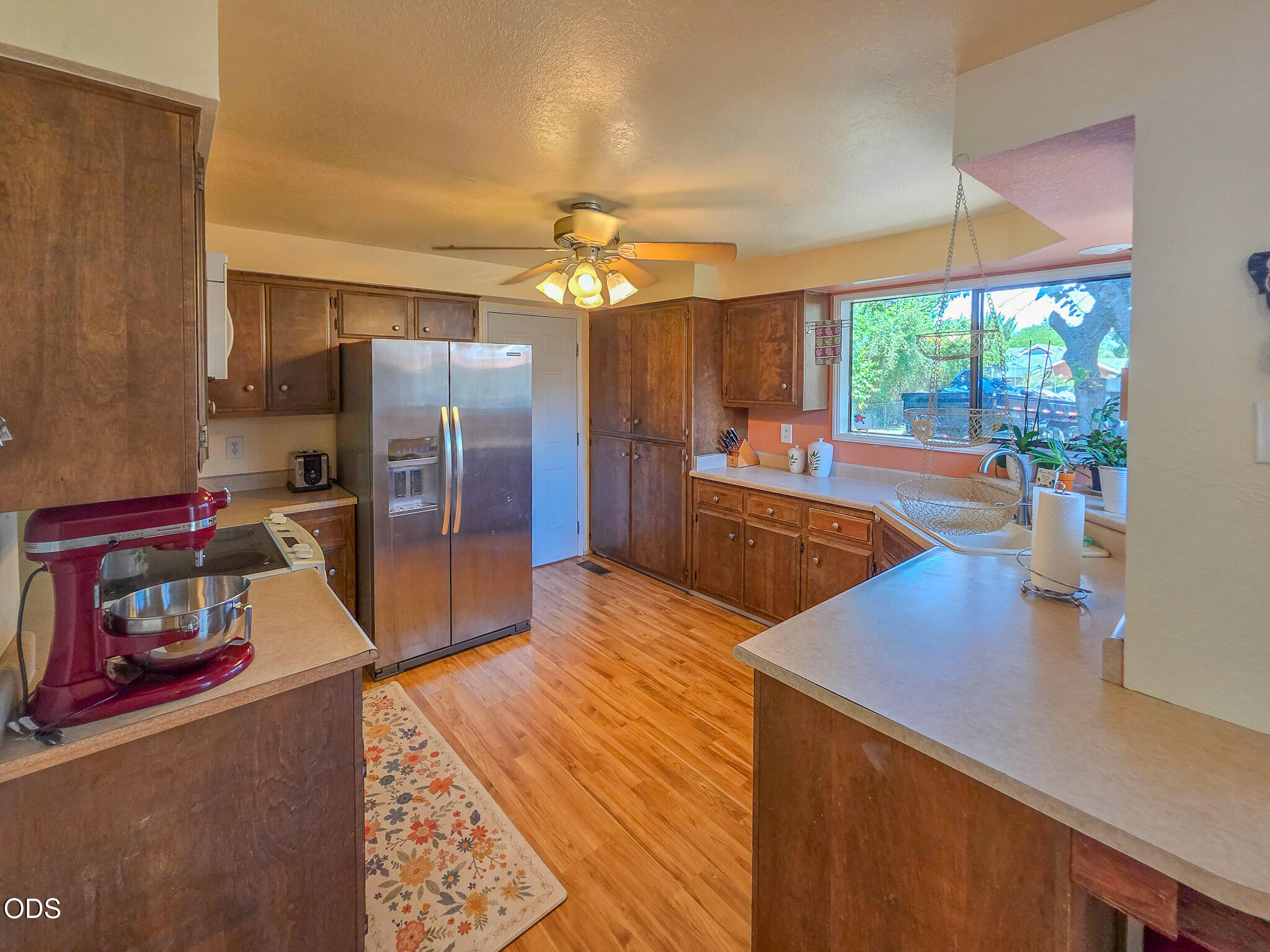 3015 Lone Pine Road Medford, OR 97504 - Photo 11 of 34