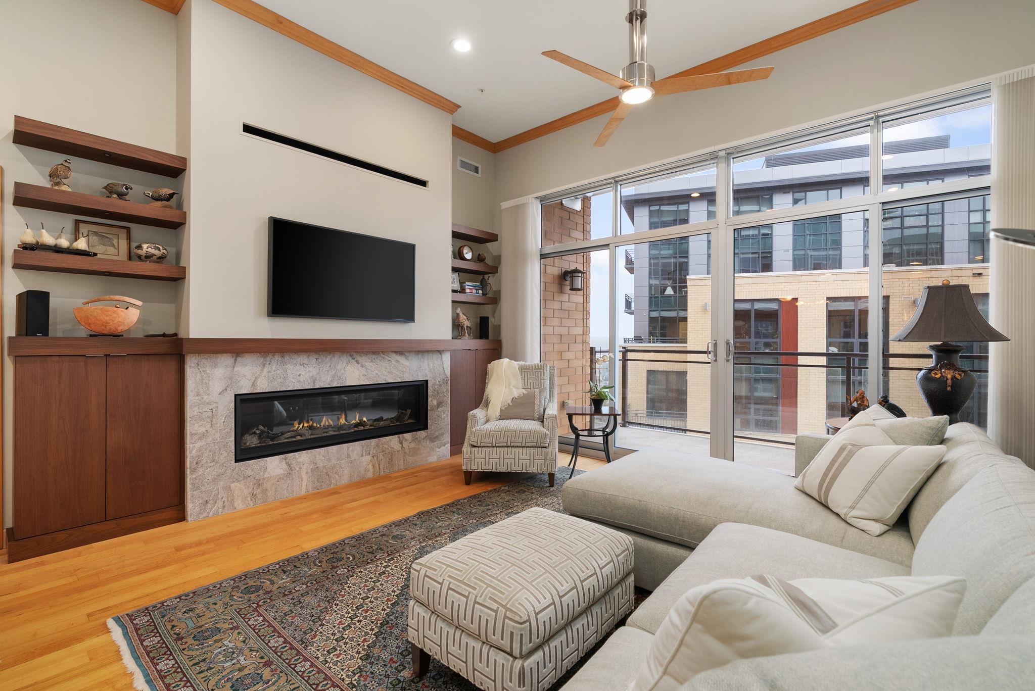 625 North Segoe Road, Unit 811 Madison, WI 53705 - Photo 1 of 47