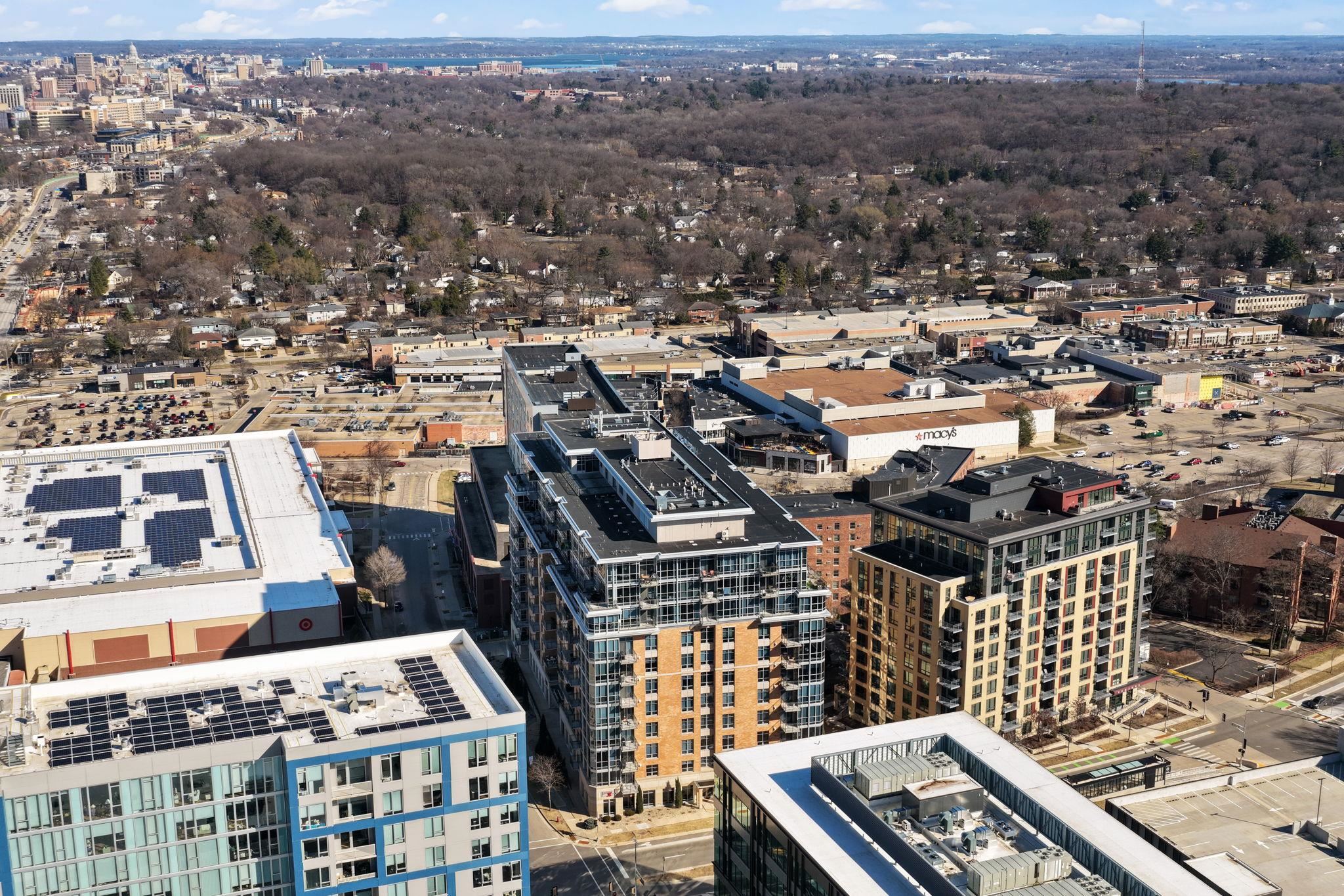 625 North Segoe Road, Unit 811 Madison, WI 53705 - Photo 29 of 47