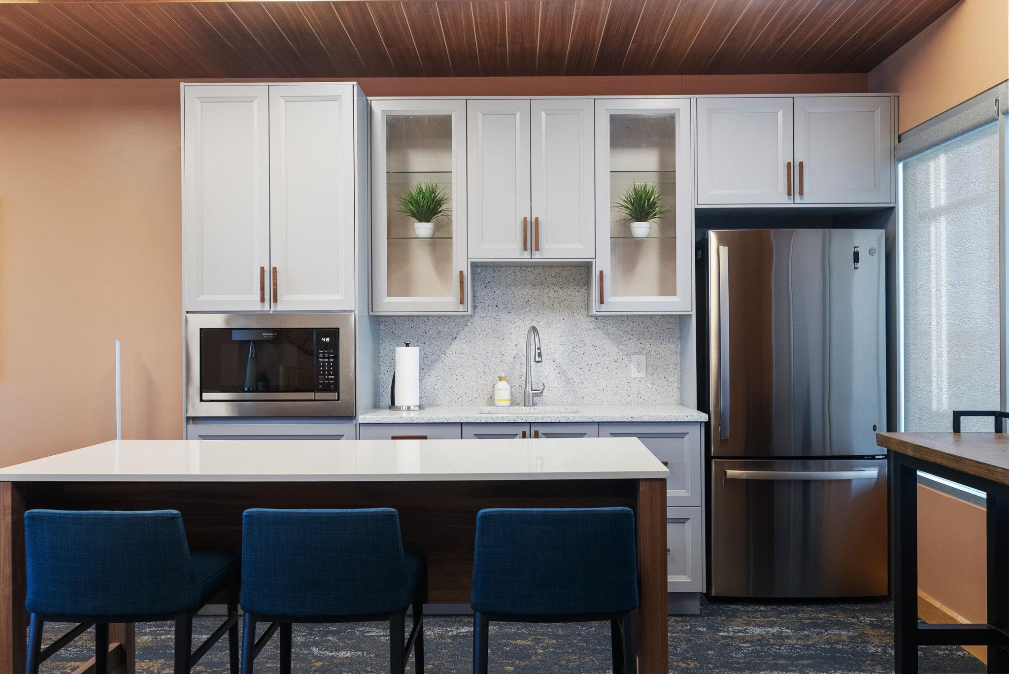 625 North Segoe Road, Unit 811 Madison, WI 53705 - Photo 38 of 47