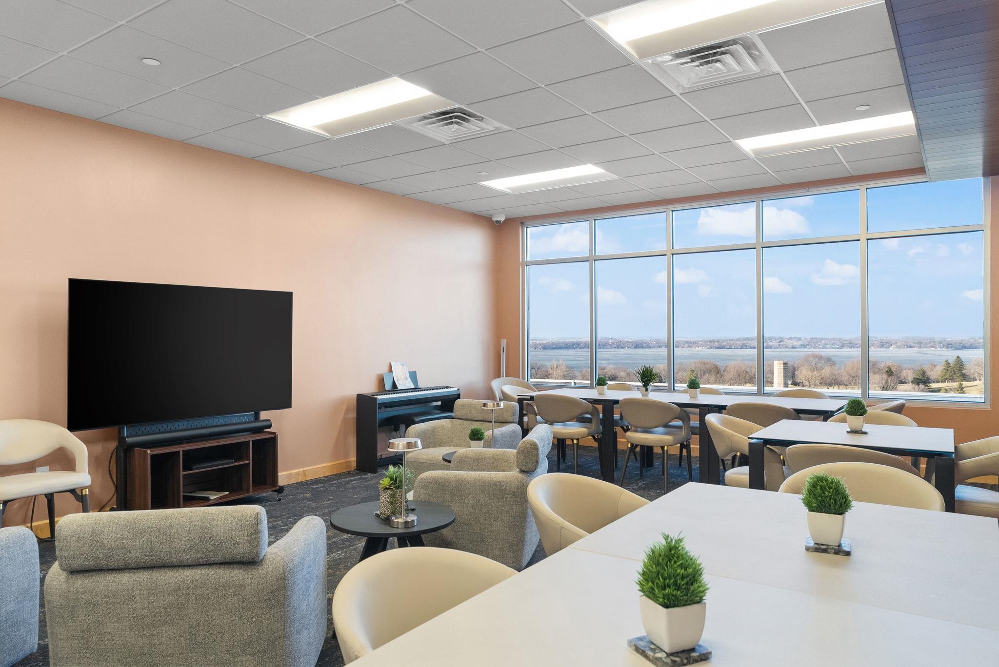 625 North Segoe Road, Unit 811 Madison, WI 53705 - Photo 39 of 47