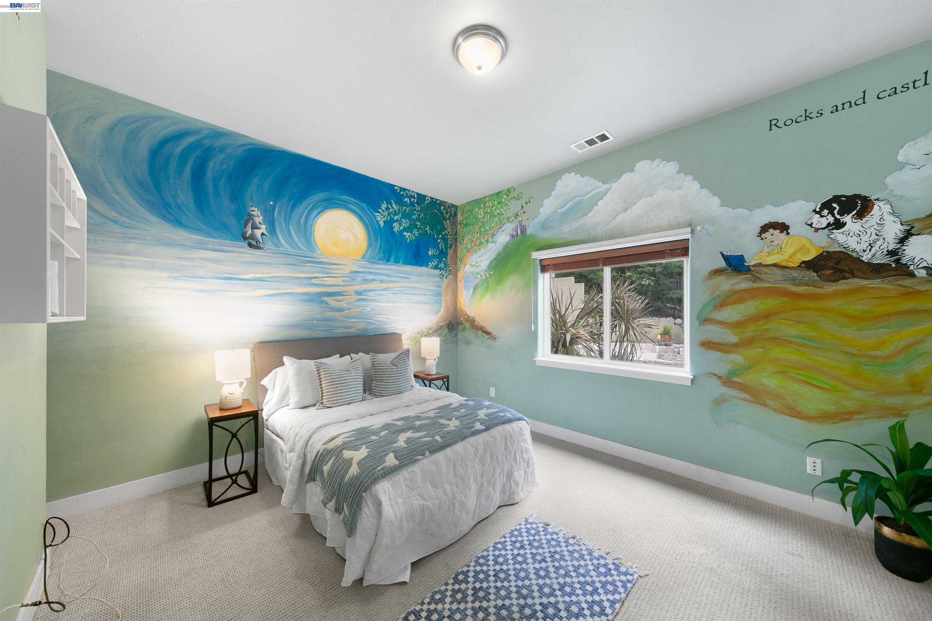 7010 Pinehaven Road Oakland, CA 94611 - Photo 17 of 29