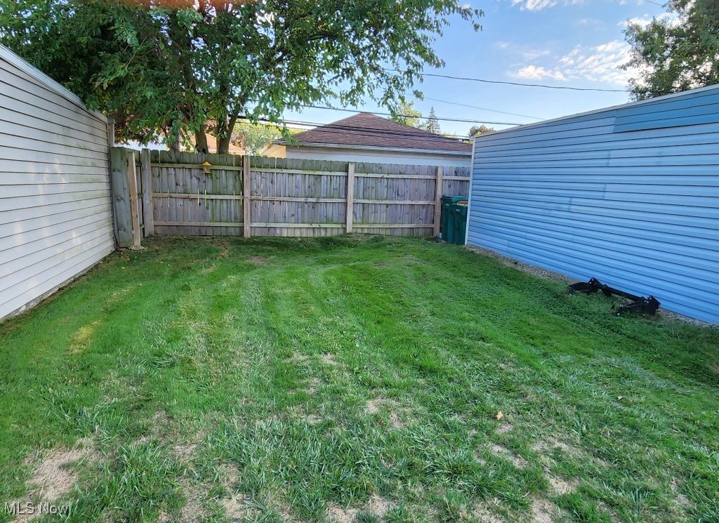 14036 Rockside Road Maple Heights, OH 44137 - Photo 30 of 31
