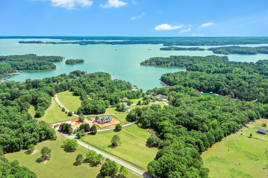 Lot 7 Majestic Shores Road Hartwell, GA 30643 - Photo 10 of 17 Community Aerial
