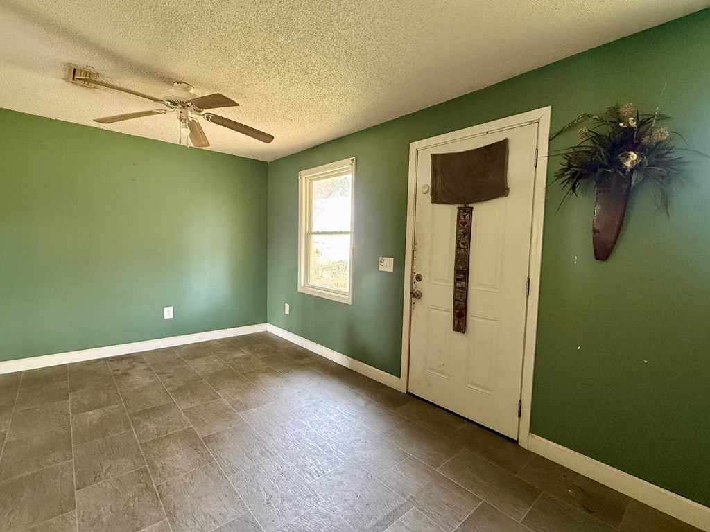 111 South Forest Street Geneva, AL 36340 - Photo 21 of 22