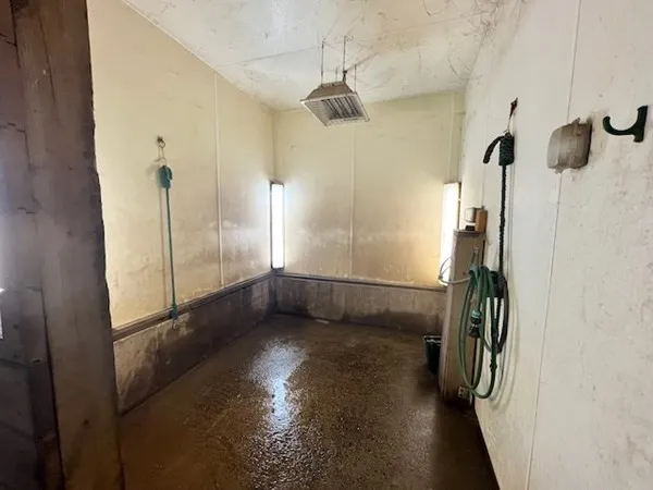 a view of under construction room