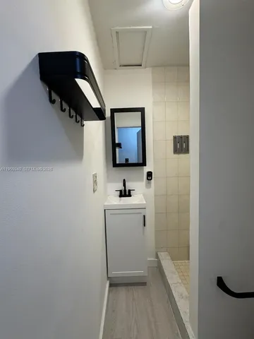 $1,200 | 624 Mokena Drive, Miami Springs, FL 33166